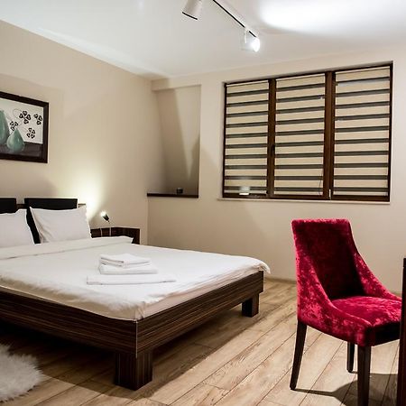 Luxe Stay Тыргу-Муреш Экстерьер фото