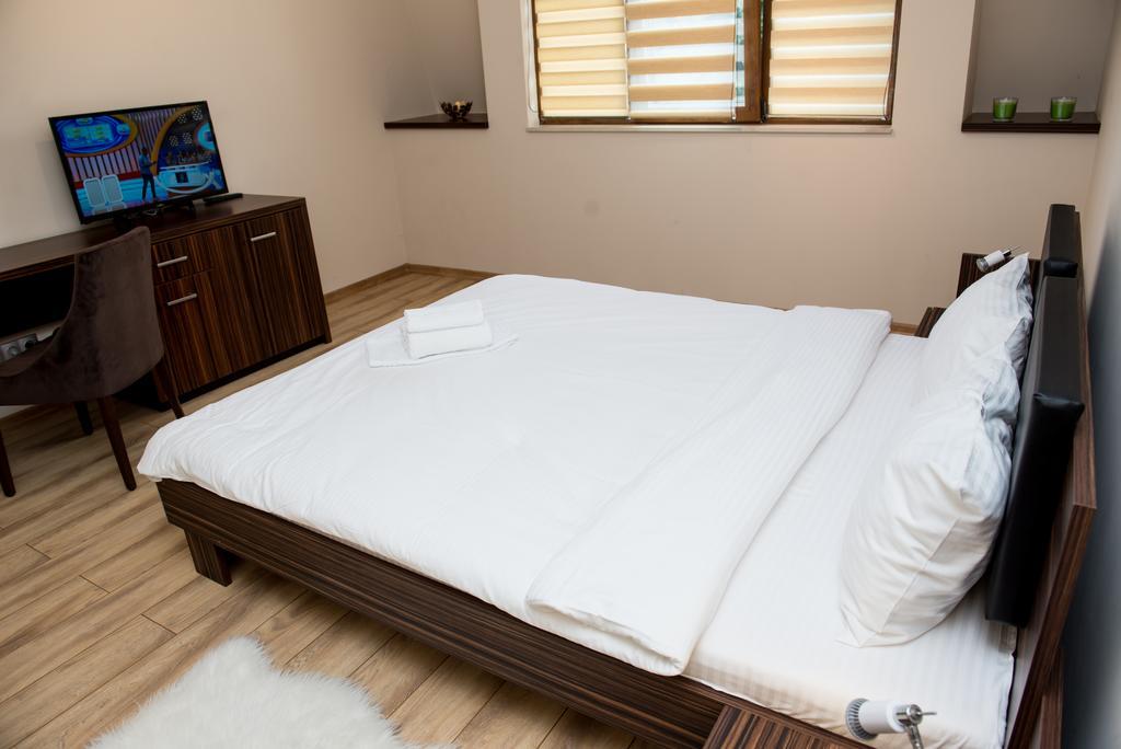 Luxe Stay Тыргу-Муреш Экстерьер фото
