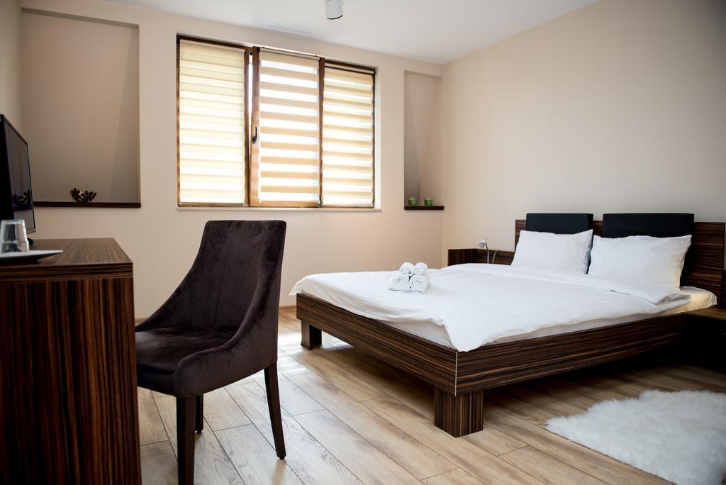 Luxe Stay Тыргу-Муреш Экстерьер фото
